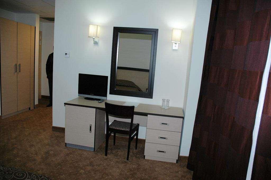 Fieri Hotel Фієр Номер фото