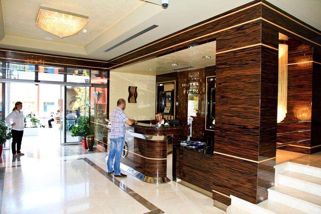 Fieri Hotel Фієр Інтер'єр фото